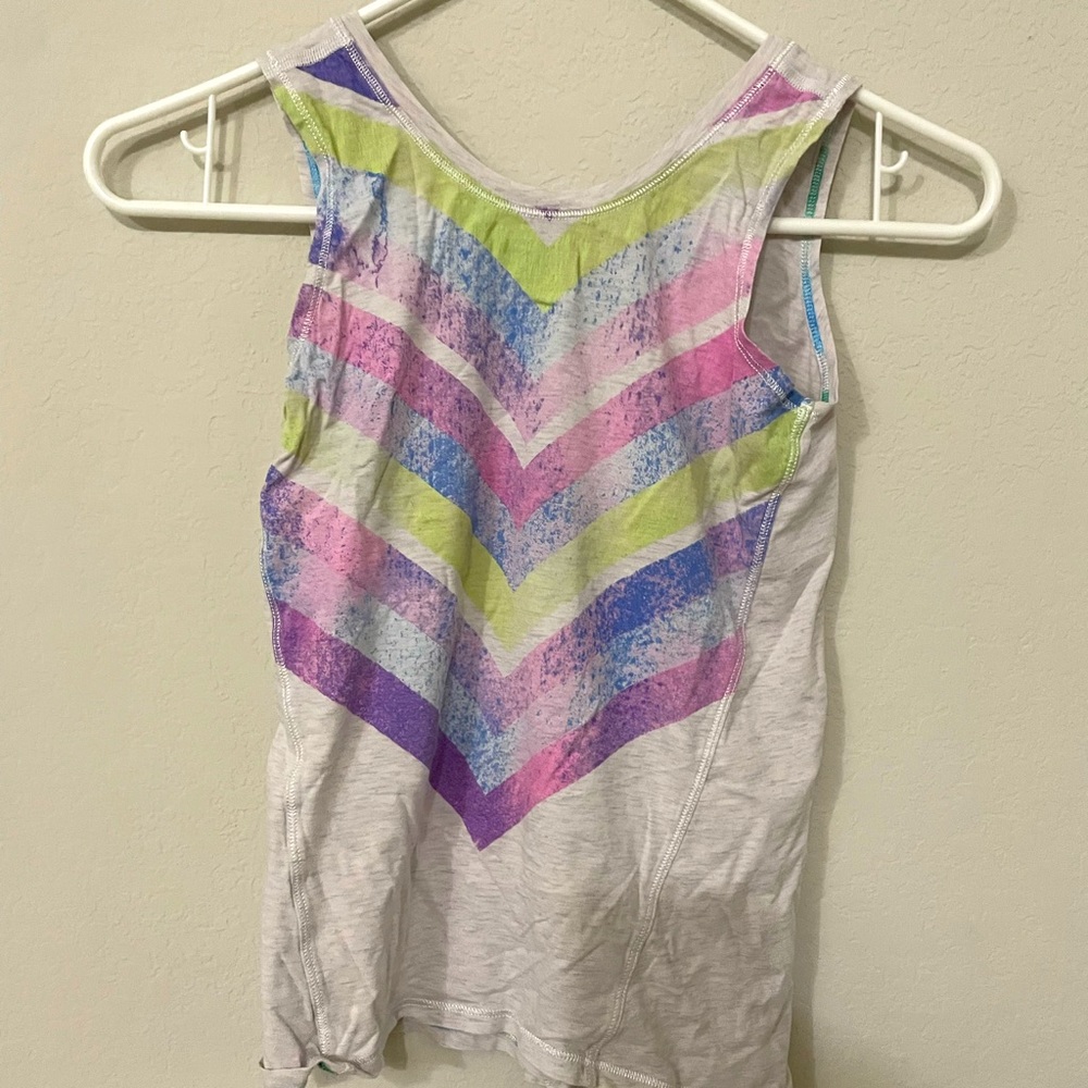 Ivivva lightweight tank, Size 8